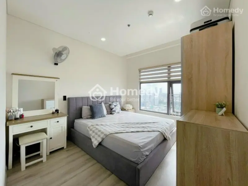 Cho Thuê Quỹ Căn Hộ 2 Phòng Ngủ Monarchy, View Biển Thoáng Mát, Full Nội Thất Vào Ở Ngay