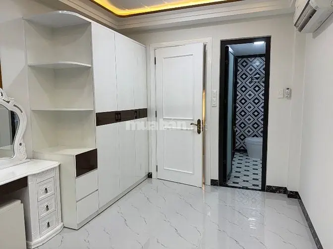 Bán Nhà 3 Lầu Cao Cấp Thích Quảng Đức, P5, Q.phú Nhuận, Dt:3.2X10M