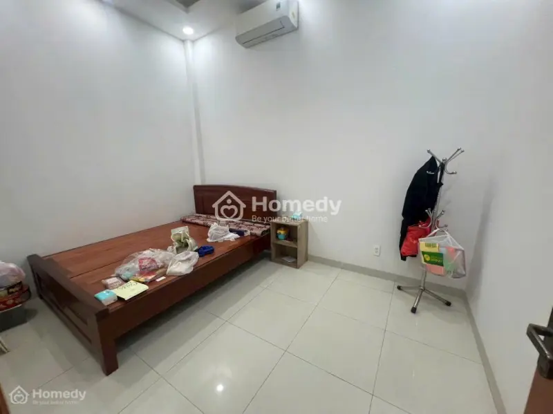 Nhà Đẹp Tân Phú Cần Bán Gấp!!!, Giá Chỉ 5,9, Sổ Riêng, Sát Bên Nhà Ga T3
