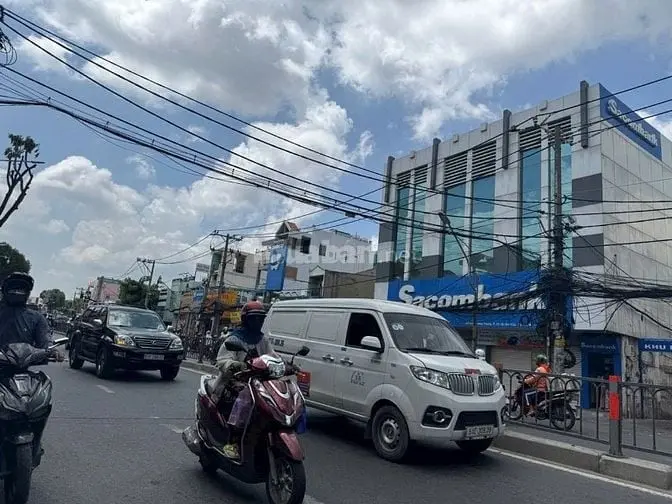 Bán Mặt Tiền Quảng Trung Vị Trí Vip .Dt: 10X 40M