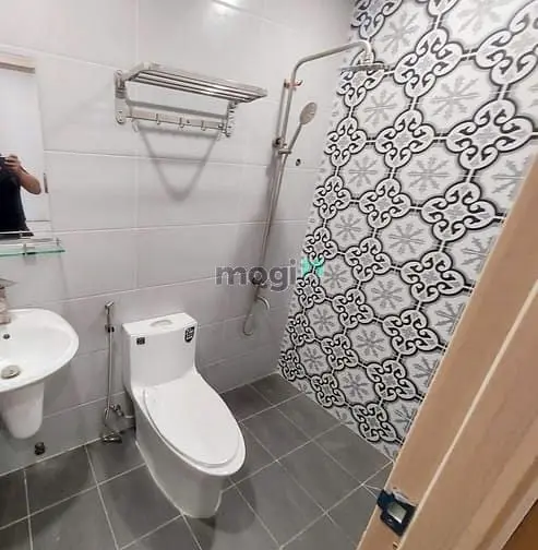 Bán Nhà Siêu Đẹp 3 Tầng Full Nội Thất, Đường 9M, Long Thuận,Long Phước