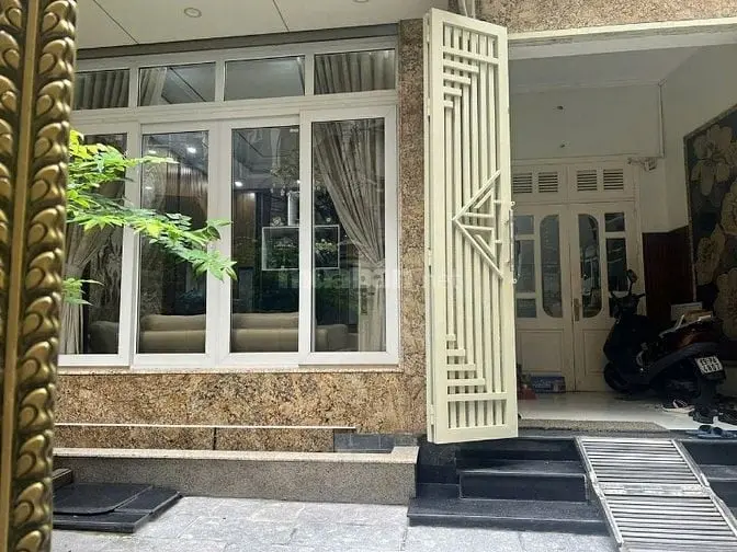 Bán Nhà Ô Đồng Lâm-Hồ 3 Mẫu, Hn 60 M X5T Giá 15.8 Tỷ.