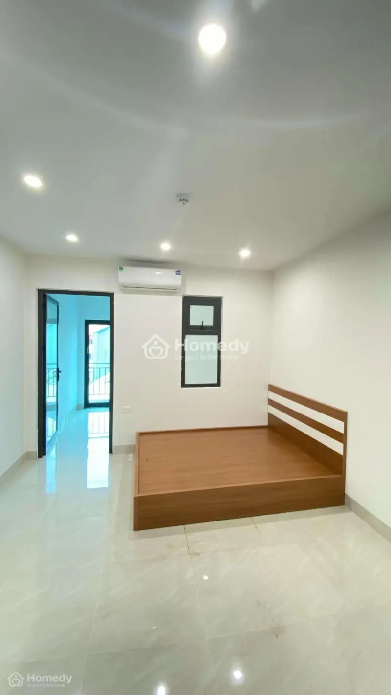 Siêu Phẩm Ccmn – 6,5 Tầng (Có Thang Máy), Full Nội Thất - Linh Nam, Hoàng Mai, Hà Nội