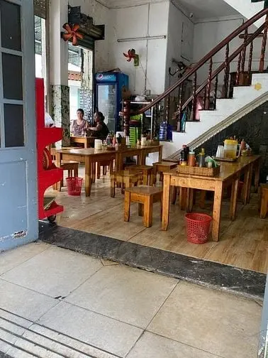 Cho Thuê Mặt Bằng Căn Góc 2 Mặt Tiền, Phan Xích Long, P. 1, Phú Nhuận