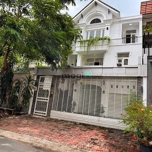 Biệt Thự Nam Long – Sát Bên Phú Mỹ Hưng – 8X24M – 3 Tầng Hiện Đại