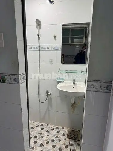 Cho Thuê Nhà Hẻm 2.5M (Xm) Bình Tiên, P.8, Q.6 Giá 5.5Tr