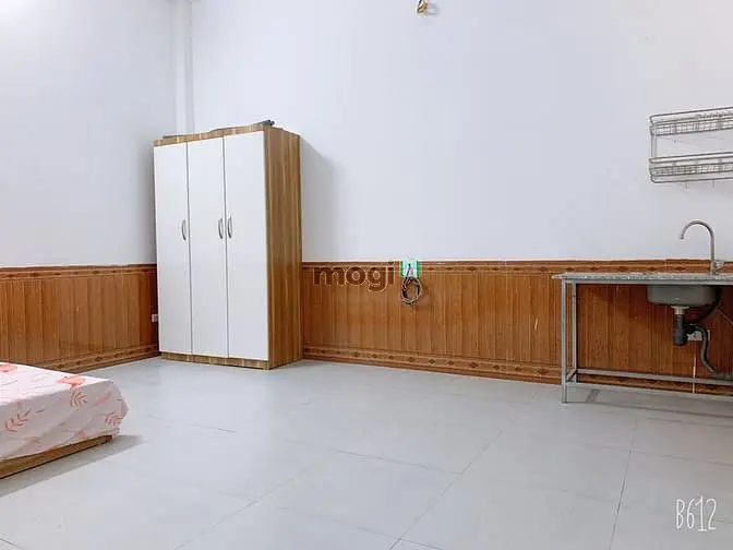 Ccmn Full Đồ, Khép Kín Ngõ 66A Triều Khúc, Cạnh Dh Cngtvt, Nhạc Họa