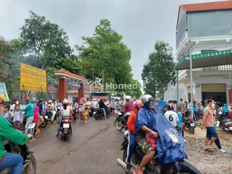 Vợ Chồng Cần Bán Nhanh Rút Vốn Kinh Doanh 502M2 Có Thổ Giá 350Tr, Dân Cư Đông, Sổ Sẵn