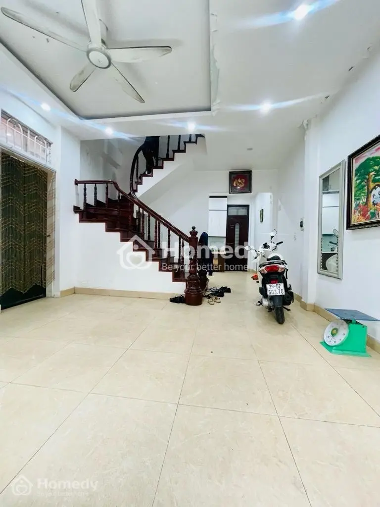 Bá Nhà Rộng Lô Góc Nhà Mới