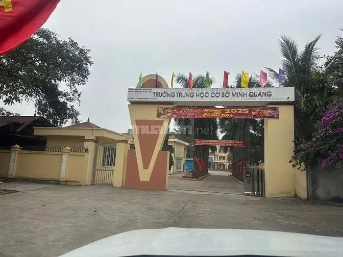 Bán 2,5 Tỷ/303M2 Đất Kinh Doanh Ngay Chợ Mộc Bavi