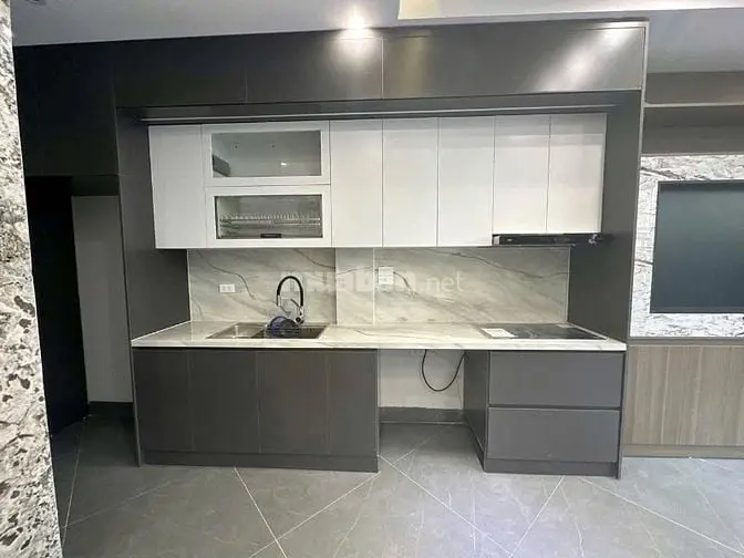 Bán Nhà Phố Trạm - Long Biên - 6 Tầng Thang Máy