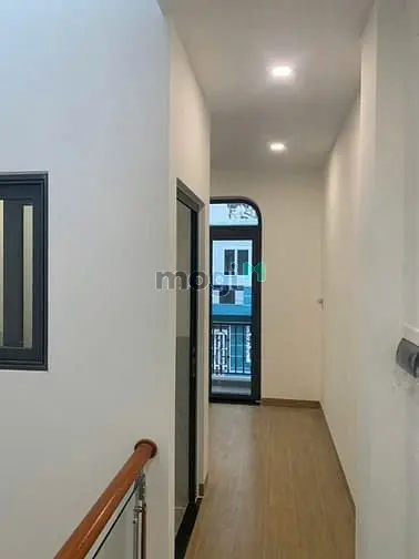 Bán Nhà 3 Lầu Hẻm Xe Hơi Có Vỉa Hè Đường Võ Văn Hát.p Long Trường.q9