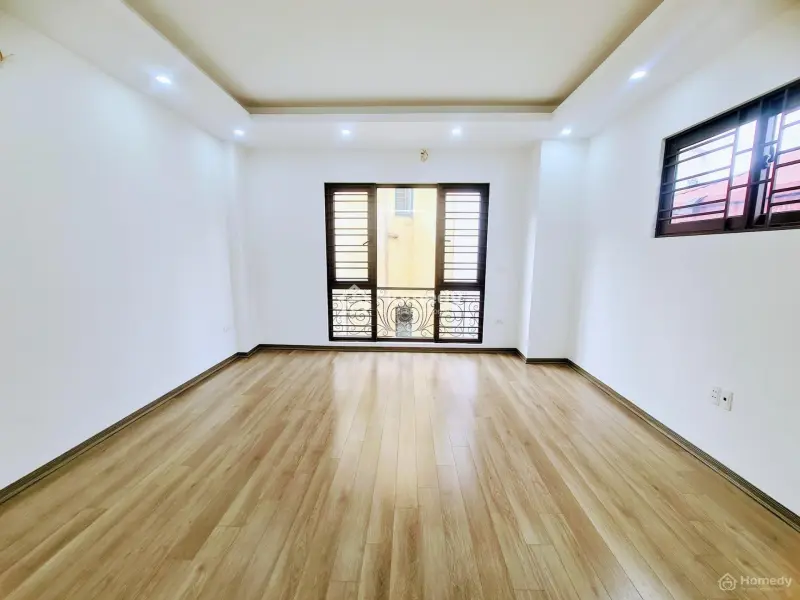 Chỉ 6.1Tỷ-Nhà Mới-Lô Góc-Thang Máy-Ôtô Đỗ Cửa-20M Ra Mặt Phố-Kinh Doanh