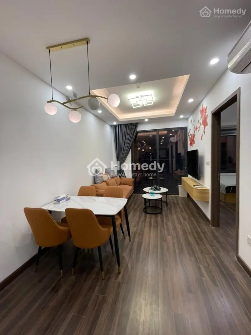 Bán Căn 2Pn Full Nội Thất Tầng Trung View Vể Bơi Vô Cực Giá 2,350 Triệu Lh:0783 599 ***