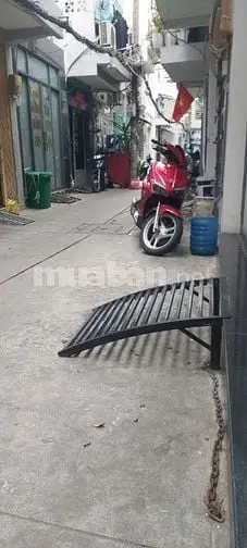 Chính Chủ Bán Nhà Đường Cmt8, Phường 15, Quận 10, Sổ Hồng Riêng