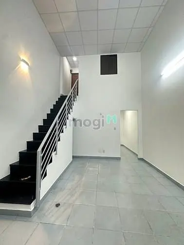 Cho Thuê Nguyên Căn Lê Văn Sỹ Q3