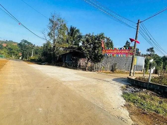 Đất Full Thổ 6X30(180M2) Mặt Tiền Lê Văn Hưu Giáp Tái Định Cư Đăk Nia