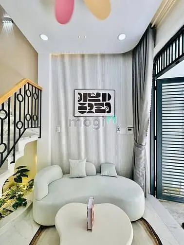 Cực Hiếm! Nhà Trần Đình Xu Q1, 30M², 1T1L, Sổ Hồng Riêng