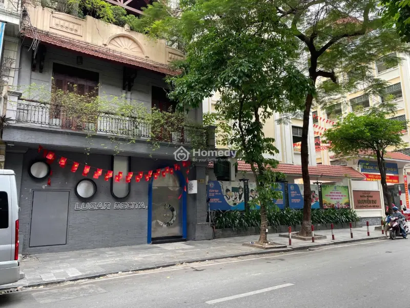 Cho Thuê Nhà Phố Cổ, Tầng 1, Phố Hàng Tre, Q.hoàn Kiếm
