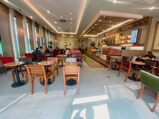 Gấp Bán View Góc Mtkd Nguyễn Xí Ngang Gần 6M 120M2 Dt 55Tr Cạnh Vincom