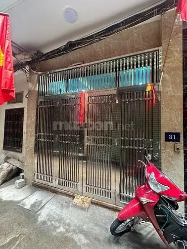 7,868 Tỷ 💥 31M2 👉 Phố Trịnh Đình Cửu - Ngõ Thông - Full Tiện Ích