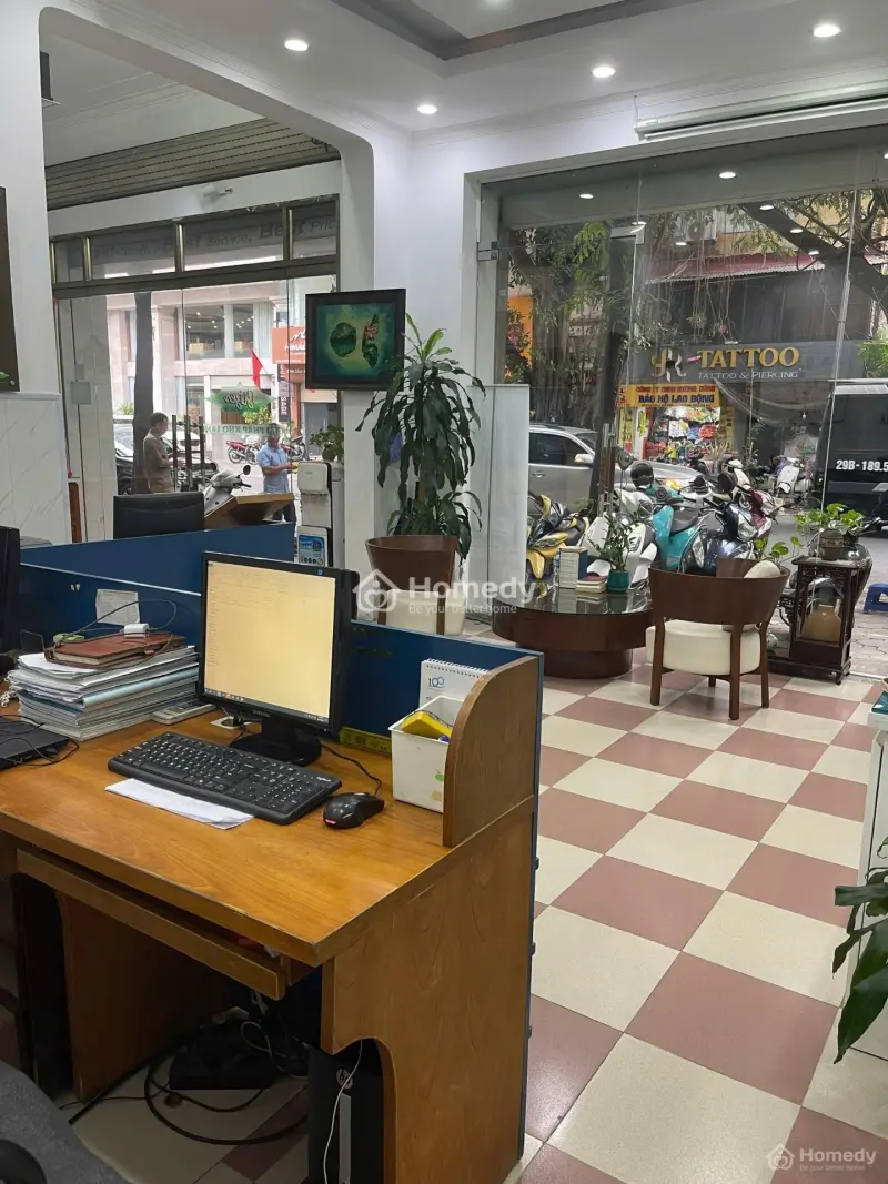 Chính Chủ Cho Thuê Mặt Bằng Kinh Doanh Phố Yết Kiêu - Hai Bà Trưng - Hn. Diện Tích 100M2