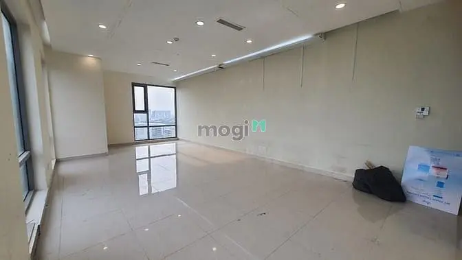 Văn Phòng Golden King Pmh 45M2 Căn Góc View Đẹp Có Máy Lạnh Âm Trần