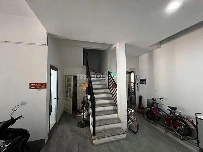 Bán Nhà Ngõ Nguyên Hồng, Giá 42 Tỷ, 85M2X7T, Ô Tô Đỗ, Kd Lớn