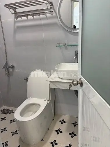 Nhà Cho Thuê Tại Quận Bình Thạnh (Nhà Mới)