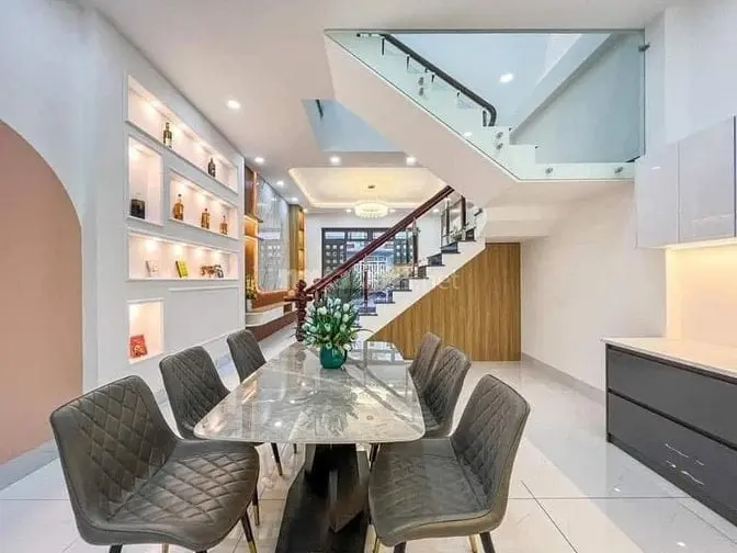 Bán Nhà Ngay Út Tịch, Tân Bình. Giá 2 Tỷ 810Tr, Dt: 80M2, Sổ Riêng,