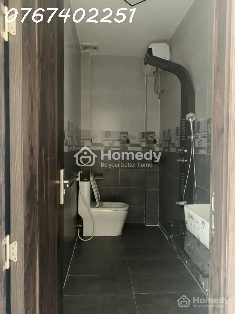 Chính Chủ Cần Bán Gấp Căng Nhà Hải Châu, Nhà Mới Dt Rộng Giá Chỉ 3,2Xx Tỷ 0767402***