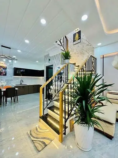 Đang Kẹt Tiền Bán Gấp Nhà Hoàng Việt, Tb - Giá 3 Tỷ 680 - 49.3 M2 1T1L