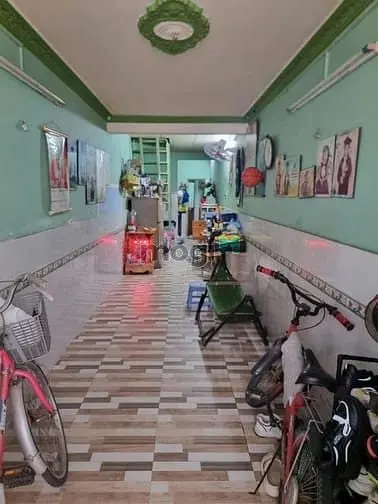 Quận 8 Bán Nhà Khu Dân Cư Hiện Hữu, Sổ Hồng, 40M2 Sử Dụng, Giá 2Tỷ4 Tl