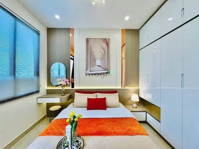 Nhà Nhỏ Gọn Lũy Bán Bích – Tiện Ở Ngay Cho Cô Chú, Giá Chỉ 1.9 Tỷ
