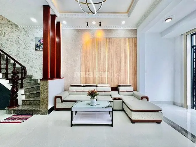 3,85 Tỷ Có Ngay Nhà Gần Sân Bay Tsn. 1T2L 48M2, Đường 6M. 0964463720