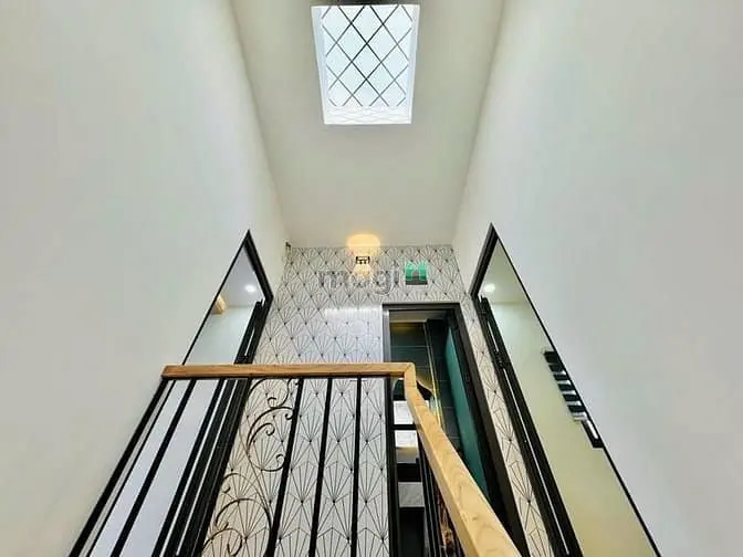 Đang Kẹt Tiền Bán Gấp Nhà Hoàng Việt, Tb - Giá 3 Tỷ 680 - 49.3 M2 1T1L