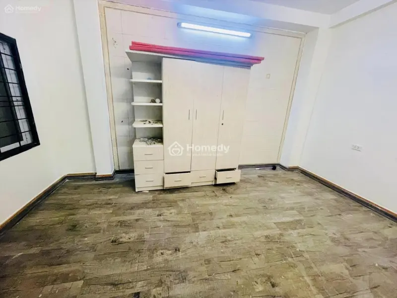 Bán Nhà Bạch Đằng Hoàn Kiếm 19M 5 Tầng Gần Mặt Phố 1.8 Tỷ