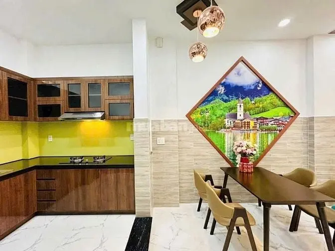 Nhà Quận 4 Chưa Đến 3 Tỷ Ngay Đoàn Văn Bơ Gần Dh Nguyễn Tất Thành Shr