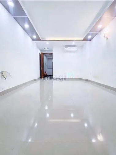 Siêu Phẩm 5 Tầng - Khu Vip Phan Xích Long
