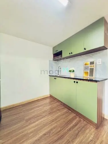 Phòng Có Gác Cửa Sổ Ở Được 3 - 4 Bạn Ở Võ Oanh Gần Đh Gtvt Bình Thạnh