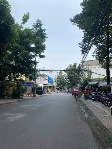 Bán Gấp Nhà Mt Kinh Doanh Phạm Nhữ Tăng F4Q8 Dt: 6X 18M, 3 Lầu St