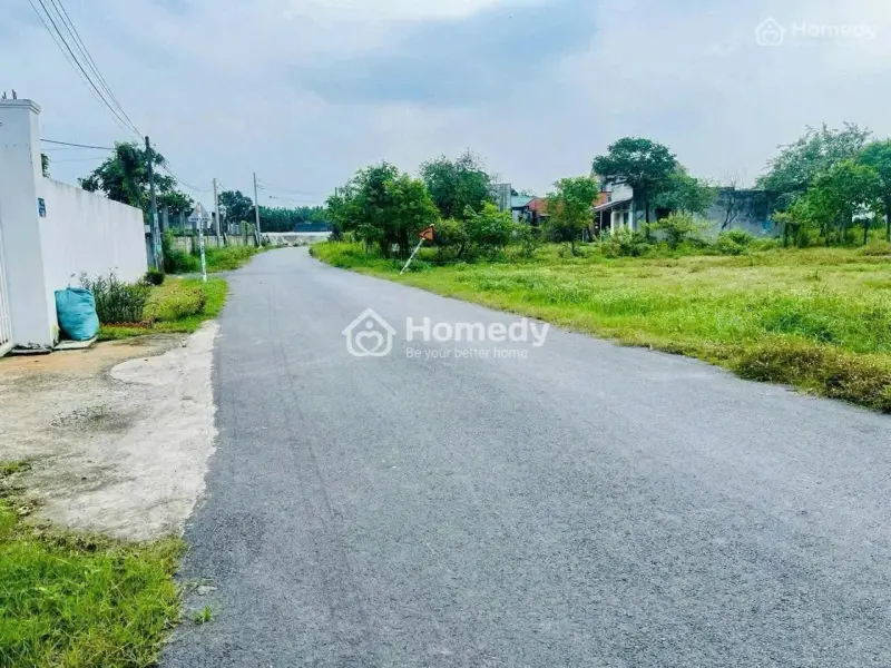 Bán 7 Lô 35X40=1400M2 Sổ Riêng Thổ Cư, Sát Chợ, Cạnh Kcn Công Nhân Đông Giá 290Tr