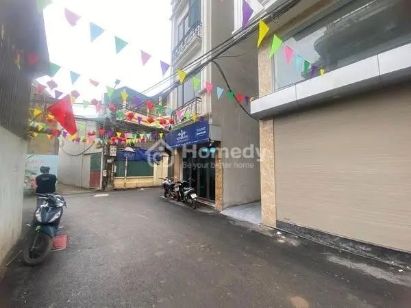 Bán Nhà Đông La-Hoài Đức-30M-5 Tầng-4,3 Tỷ- Ô Tô Đỗ Cổng