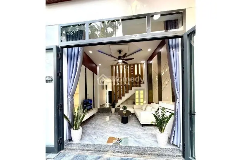 Bán Nhà 2 Tầng - 2 Mặt Kiệt Ô Tô - Tôn Đản - Full Nội Thất