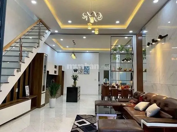 💥 Trung Tâm Đống Đa – Sát Văn Miếu – Lô Góc – Ở Ngay - Ngõ Thông 💥