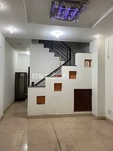 Nhà 4 Tầng Huỳnh Văn Bánh Gần Bv An Sinh. Hẻm Oto Bán 2 Tỷ 670, Shr