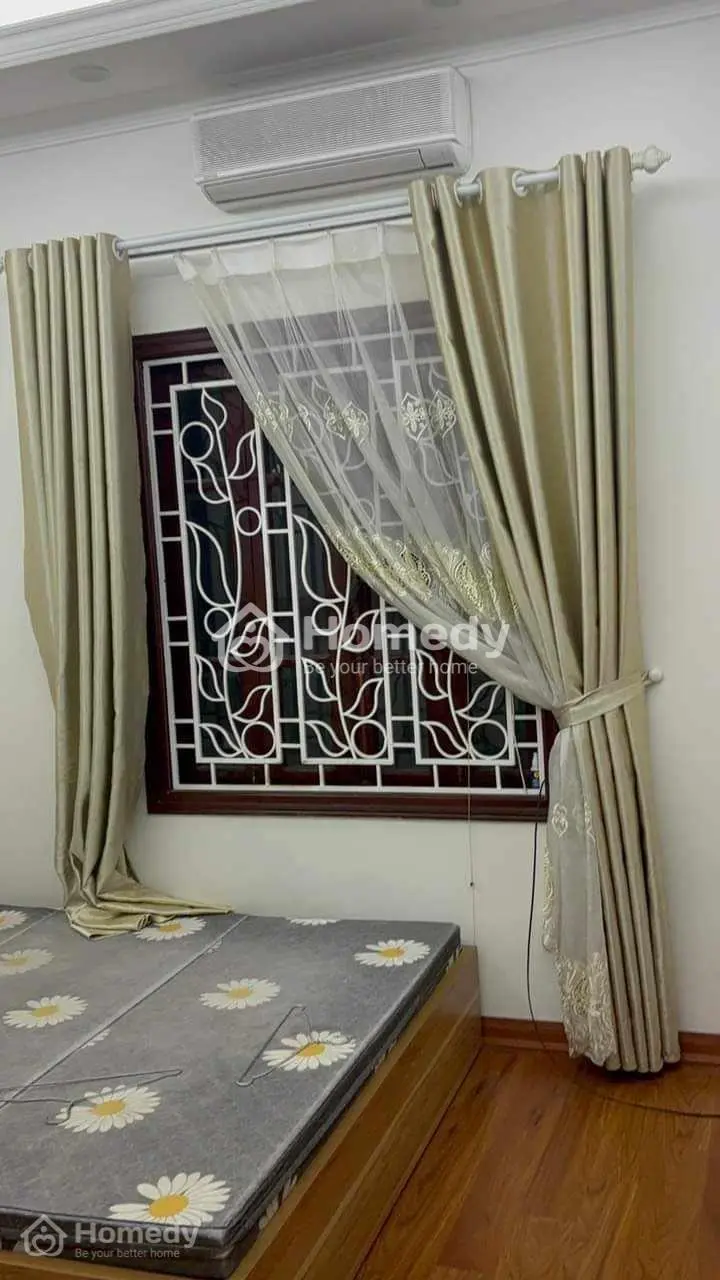 Cho Thuê Nhà Trần Quốc Hoàn,45M2,Có 8Pn,Ngay Đh Quốc Gia,Ưu Tiên Ở Nhóm,Vp,Ttdh