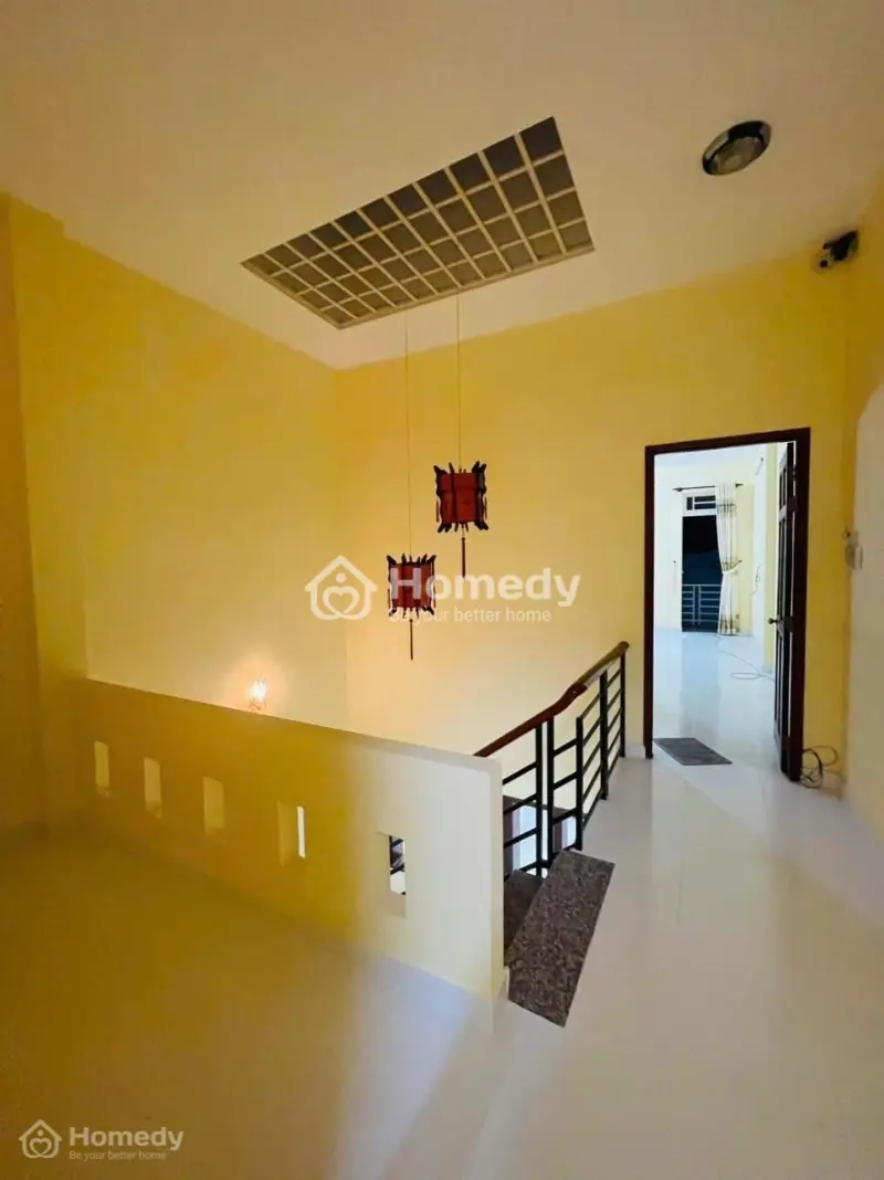 ✨ Bán Nhà 2 Tầng Đẹp 70M2, Hxh Bên Hông Chợ Thủ Đức - Chỉ 4,99 Tỷ Tl..✨