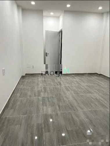 Nhà Mới, (4X9M 2L St 2Pn-3Wc), 660/3A Điện Biên Phủ Q10