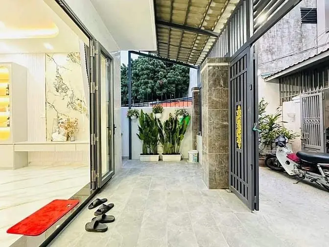 Sở Hữu Nhà Thành Thái, Q10 – 1T2L, 3Pn, Giá 3,45 Tỷ, Thuận Tiện Đi Lại